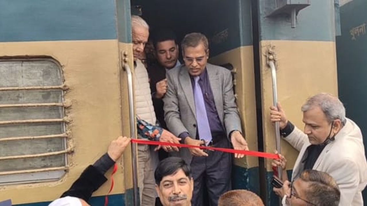 এক যুগ পর চালু হলো টাঙ্গাইলের সোনালিয়া-করটিয়া রেল স্টেশন