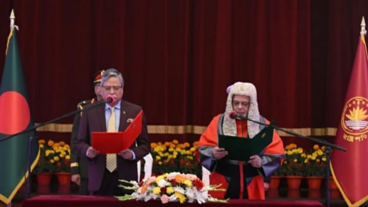 দেশের ২৬তম প্রধান বিচারপতি হিসেবে দায়িত্ব নিলেন জুবায়ের রহমান চৌধুরী