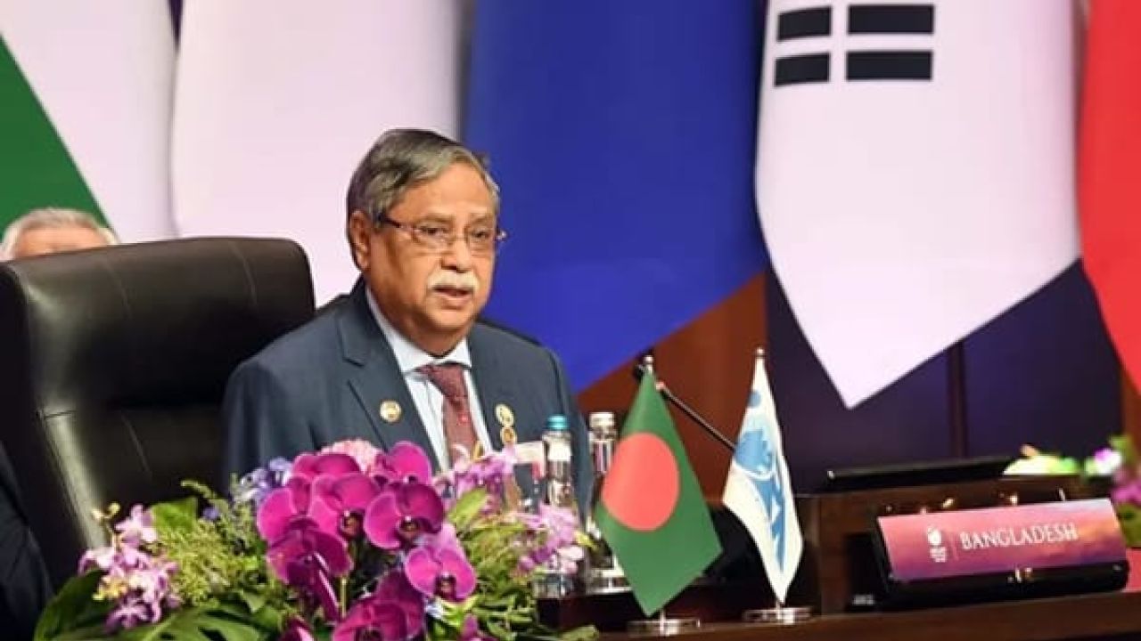 চাঞ্চল্যকর তথ্য: প্রেসিডেন্টকে অপসারণের চেষ্টা ব্যর্থ হওয়ার গল্প