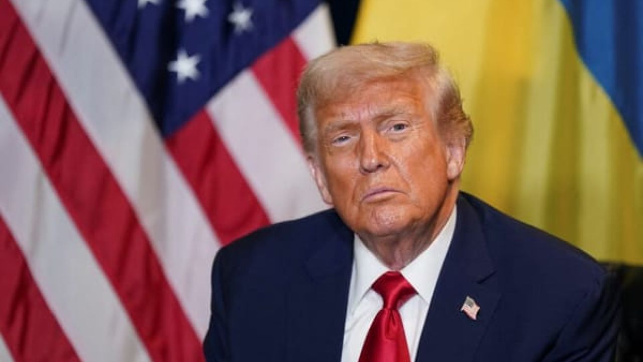  ইরানের ক্ষেপণাস্ত্র ইসরায়েলের মধ্যাঞ্চলে আঘাত হেনেছে, আমিরাতে নিহত ৩, বৈরুতে ব্যাপক হামলা