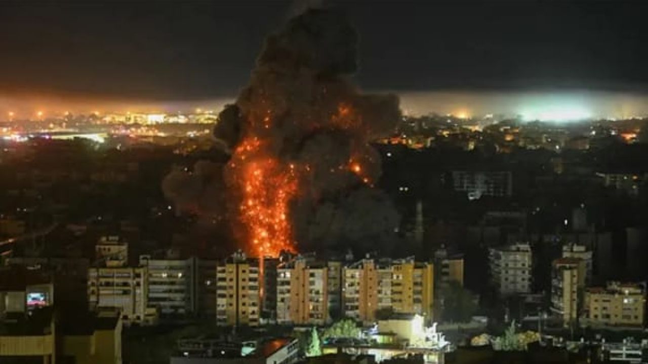 ইসরায়েলে ক্ষেপণাস্ত্র হামলা, বাহরাইনে বড় বিস্ফোরণ, হরমুজ প্রণালিতে ড্রোন পাঠানোর পরিকল্পনা ব্রিটেনের