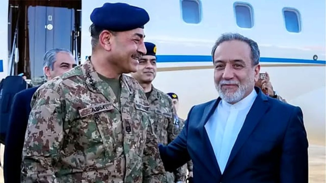 ইরানের পররাষ্ট্রমন্ত্রীর সঙ্গে পাকিস্তানের পররাষ্ট্রমন্ত্রী ও সেনাপ্রধানের ফোনালাপ