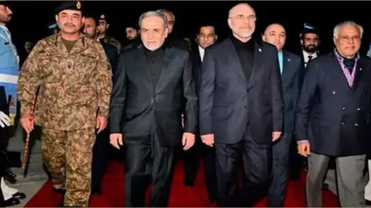 যুদ্ধ থামাতে ইরানের প্রস্তাবিত শর্ত পাকিস্তানের কাছে তুলে দিলেন পররাষ্ট্রমন্ত্রী