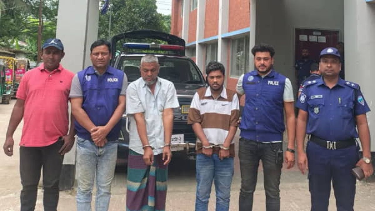 আনোয়ারায় অটোরিকশাচালককে চেতনানাশক দিয়ে হত্যা, গ্রেপ্তার ২