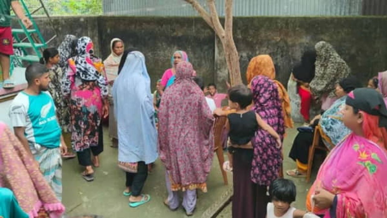 সোনারগাঁওয়ে দুর্বৃত্তের হামলায় সুতা ব্যবসায়ী নিহত, স্ত্রী আহত