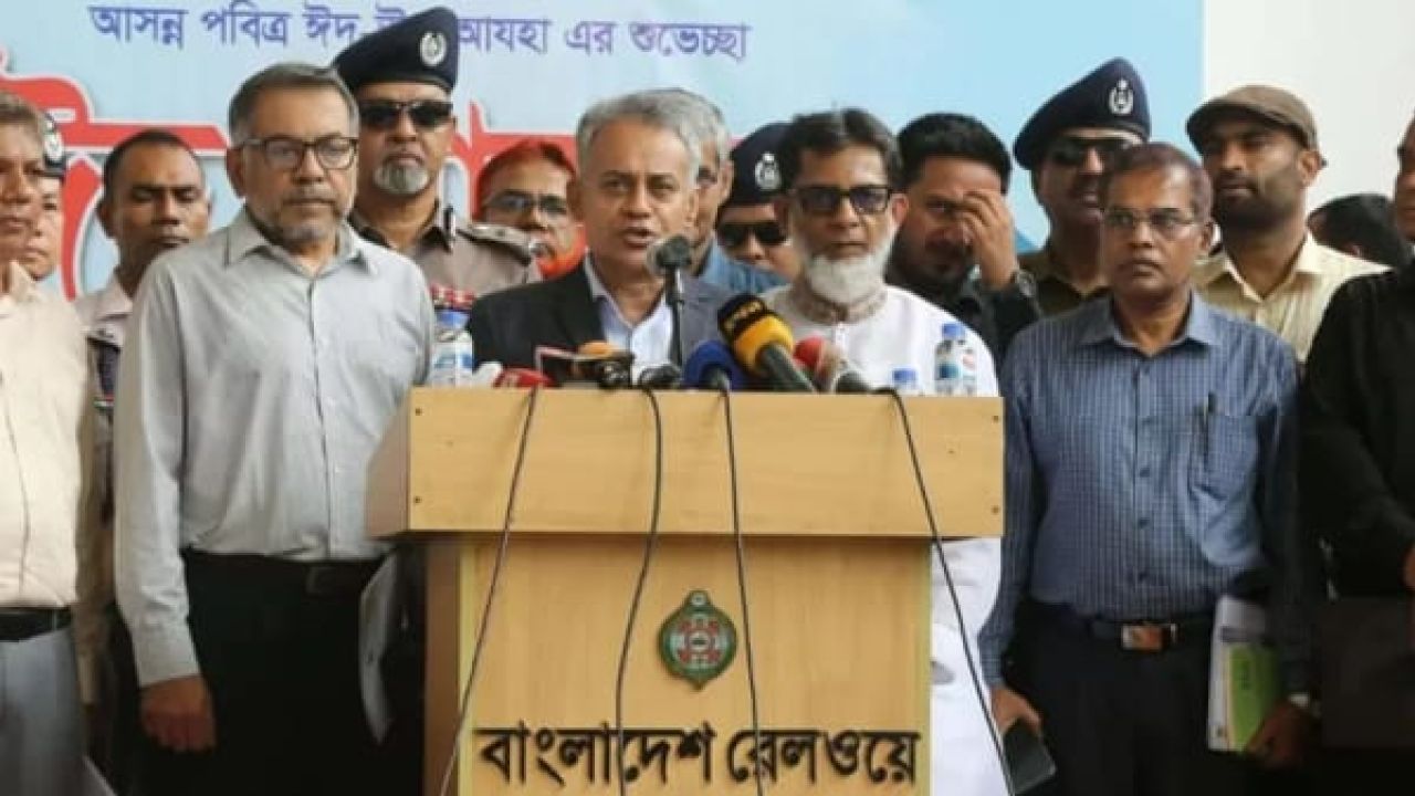 ঈদযাত্রায় বাড়তি ১০ বিশেষ ট্রেন, ৫১ কোচ উন্মুক্ত