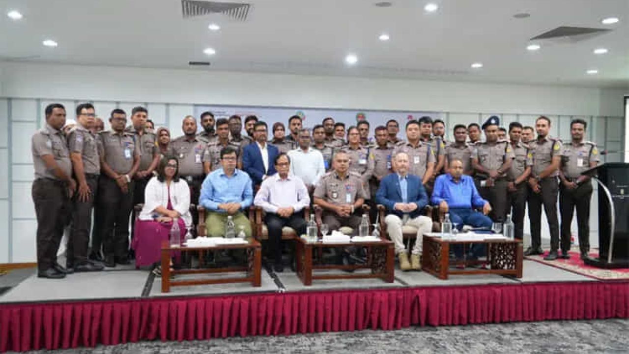 ঢাকার প্রধান সড়কে ব্যাটারিচালিত রিকশা বন্ধ হচ্ছে শিগগির: ডিএমপি
