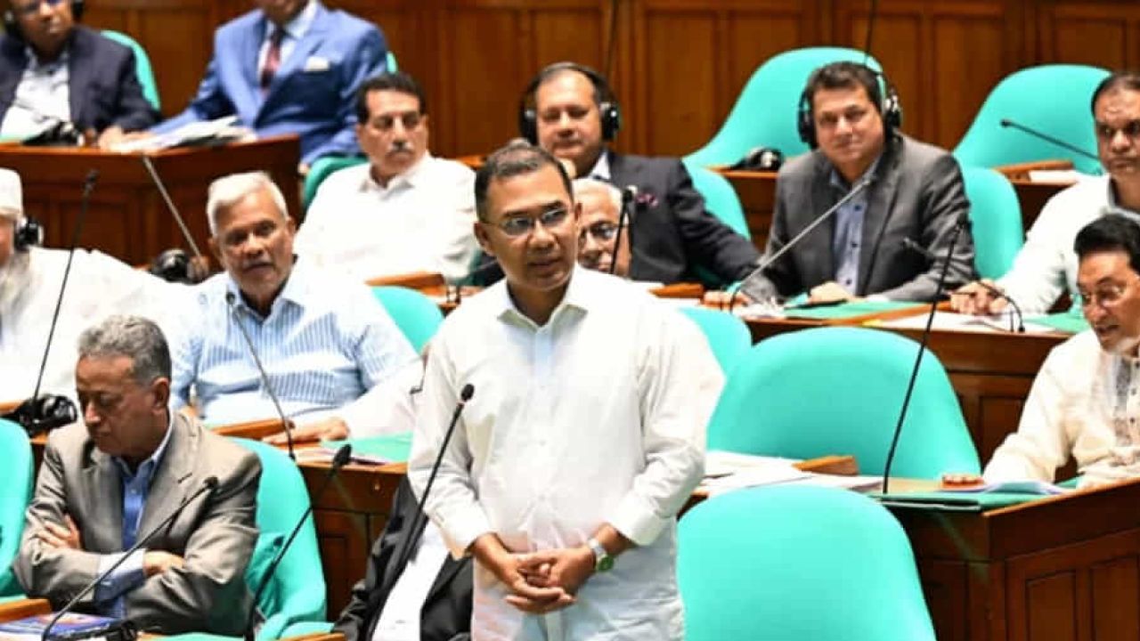 দেশের স্বার্থ রক্ষায় মালয়েশিয়া-চীন সফর: প্রধানমন্ত্রী
