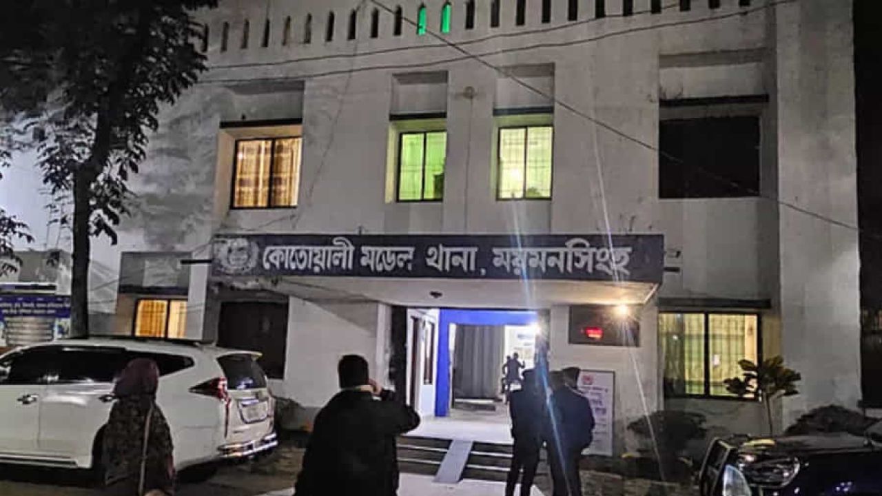 ময়মনসিংহে ছাদ থেকে লাফিয়ে এইচএসসি পরীক্ষার্থীর মৃত্যু