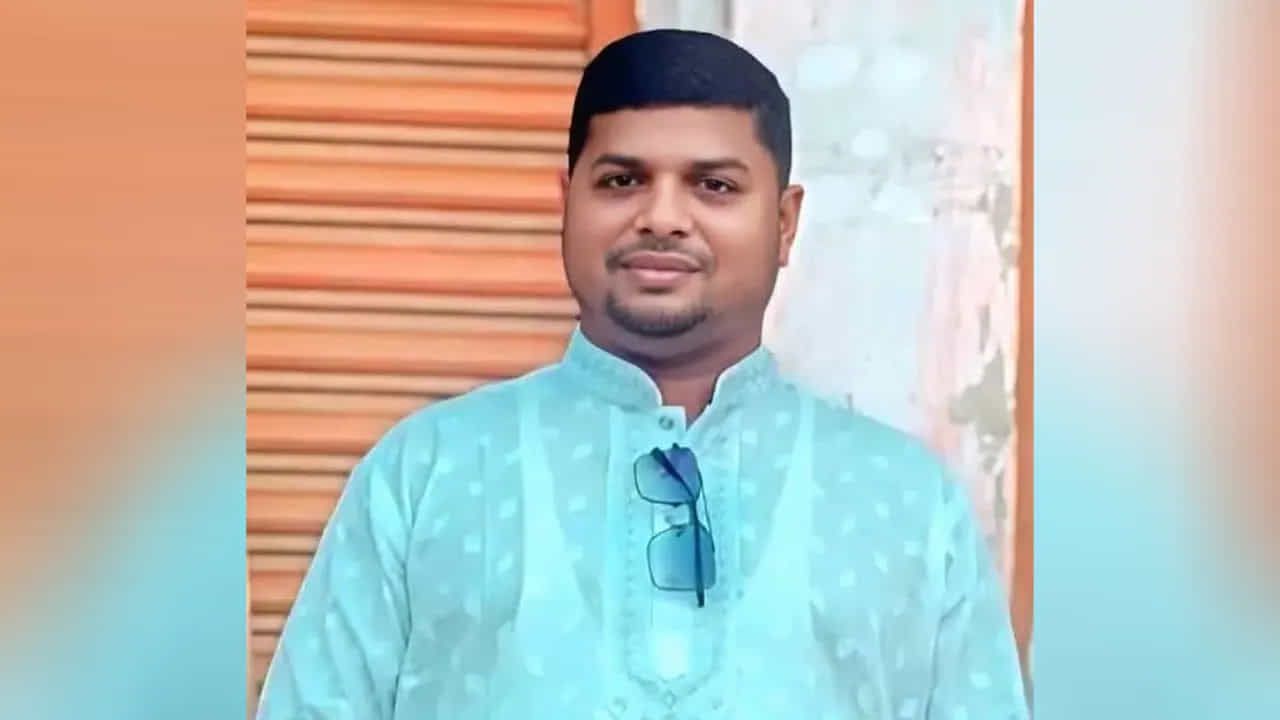 নারীসহ আপত্তিকর অবস্থায় আটক যুবদল নেতাকে বহিষ্কার