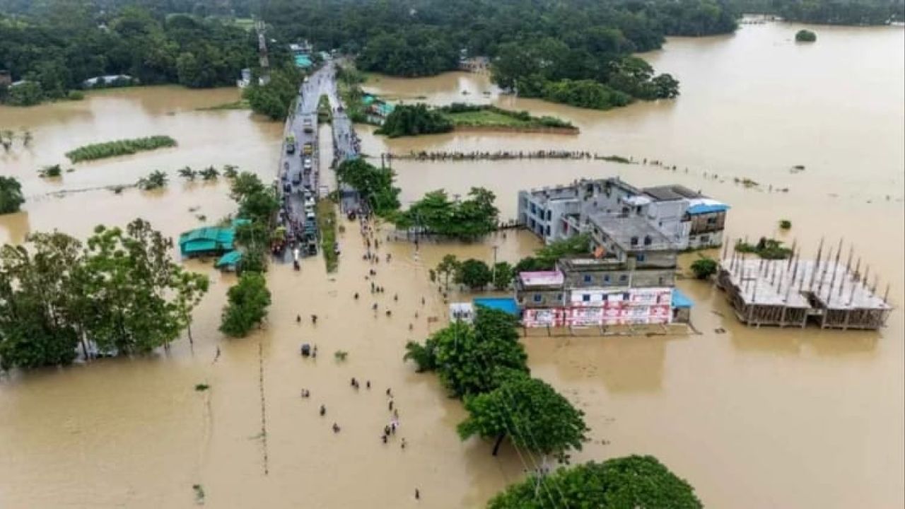 বন্যায় মৃত্যু বেড়ে ৫৮, ক্ষতিগ্রস্ত ১২ লাখের বেশি মানুষ
