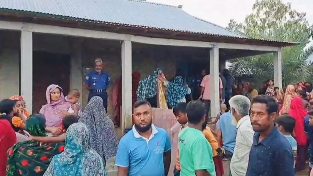 মোদির বাসভবনের সামনে রণক্ষেত্র, আটক প্রিয়াঙ্কা-অখিলেশ, রক্তাক্ত রাহুল গান্ধী