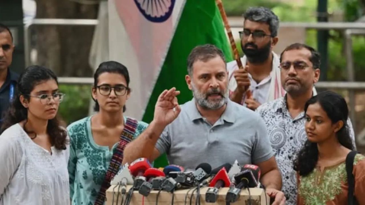 ‘এই সরকারকে সরানোর সময় এসেছে’, বললেন রাহুল গান্ধী