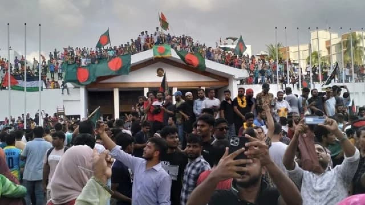 ৫ আগস্ট ২০২৪: আন্দোলনের চূড়ান্ত পরিণতি ও রাজপথের জয়